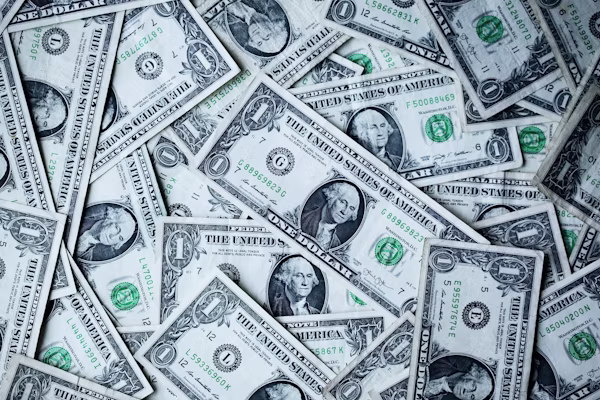 Federal Reserve Signals Interest Rate Pause Amid Moderate Employment Gains